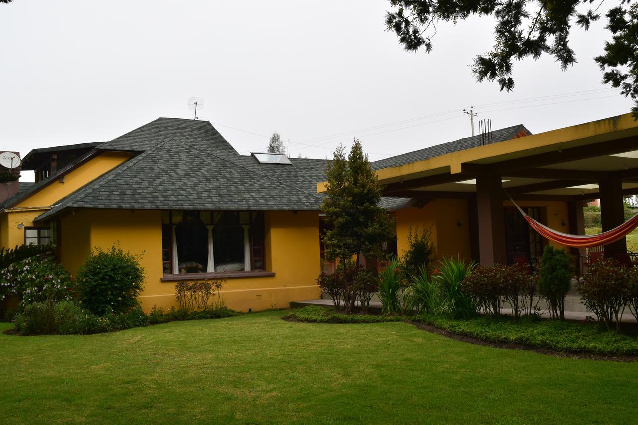 Cottage House Cayambe Exterior photo